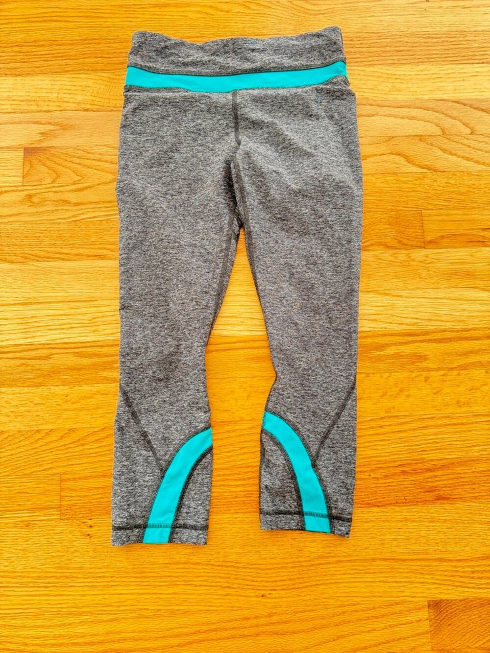 Lululemon Sz 4 Women's Capris